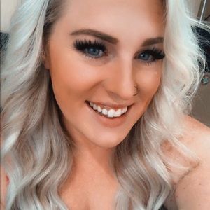 Meet your Posher, Becki